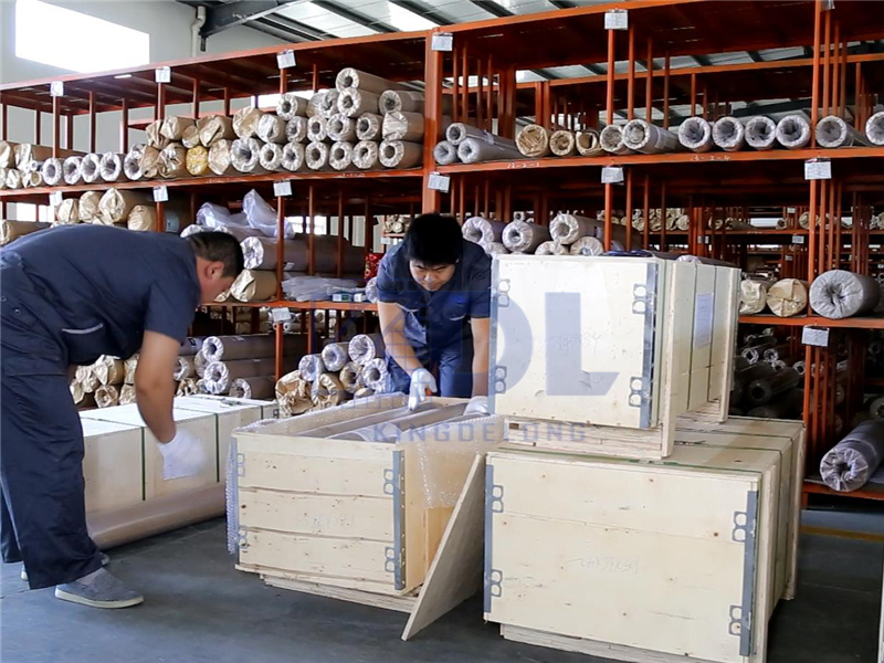 發(fā)貨現(xiàn)場(chǎng)